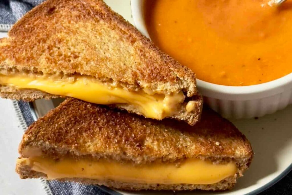 Air Fryer Grilled Cheese Sandwich 