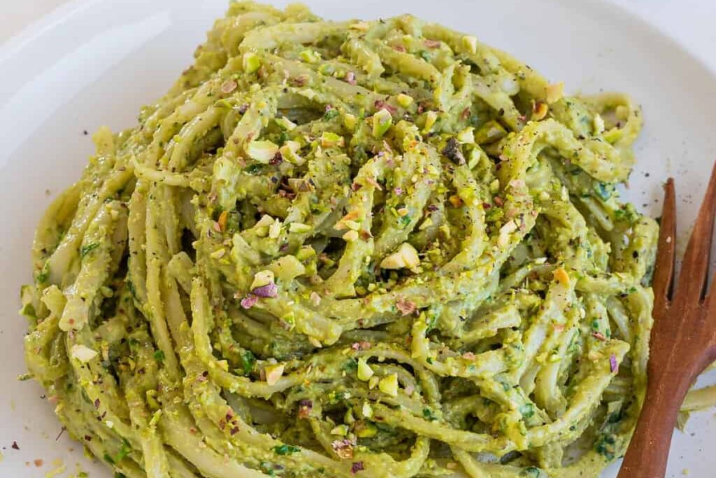 Amazing Avocado Pesto Pasta