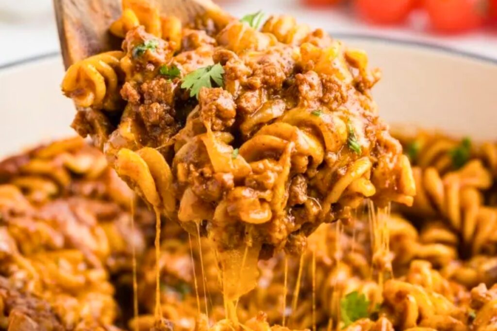 Beef Enchilada Pasta (One Pan Meal) 