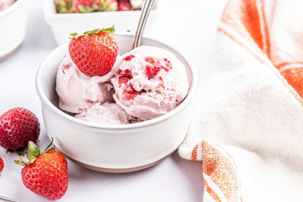 Best Vegan Strawberry Ice Cream