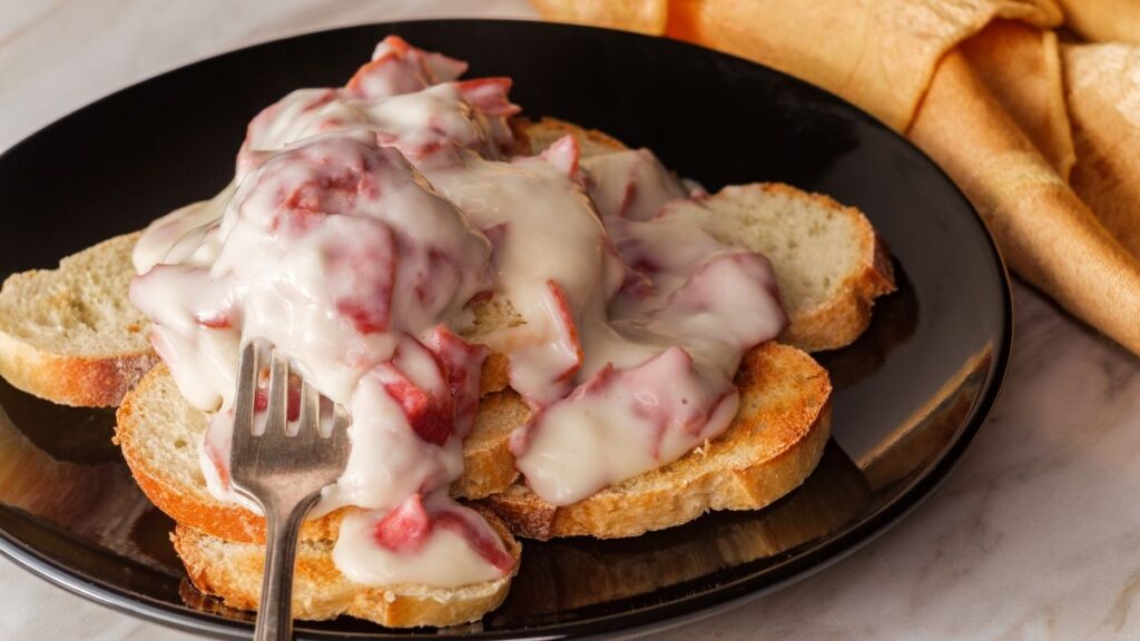 Creamed Chipped Beef on Toast