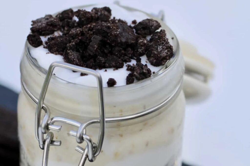 Delicious Oreo Overnight Oats Recipe