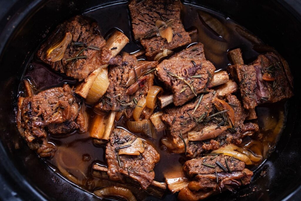 Easy Beef Short Ribs Slow Cooker