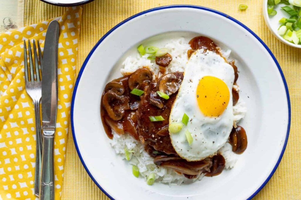 The Best Classic Hawaiian Loco Moco With Brown Gravy