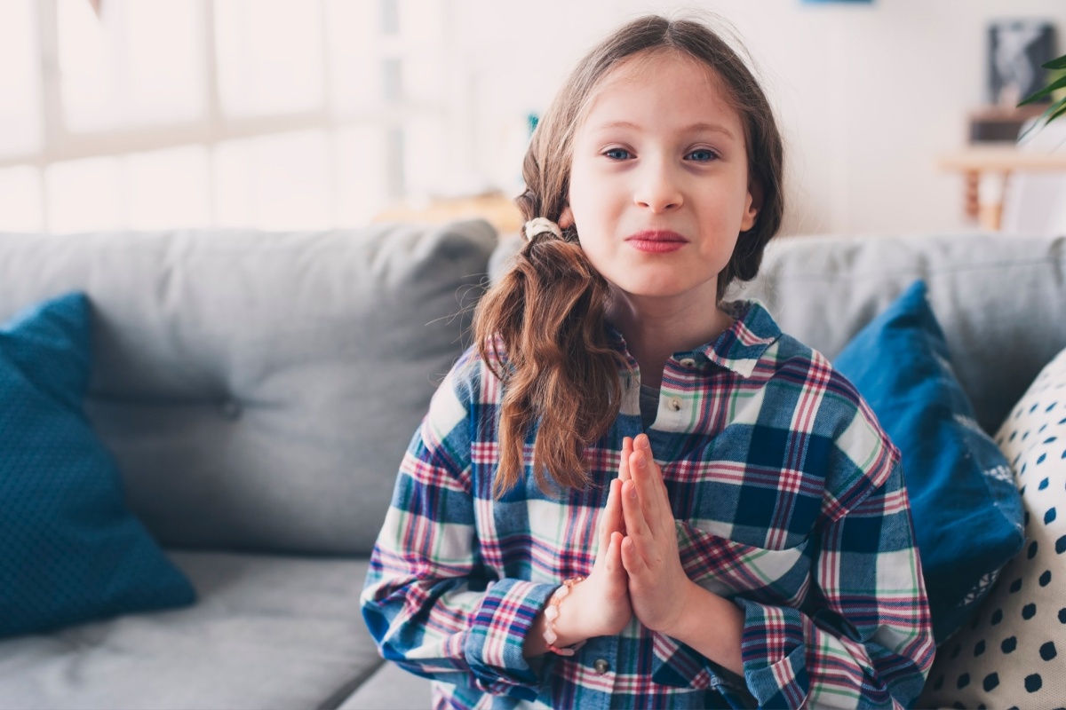 kid asking begging parents