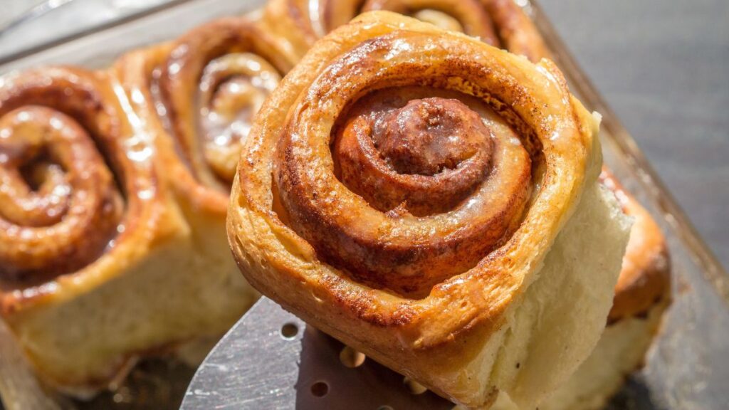 sticky buns