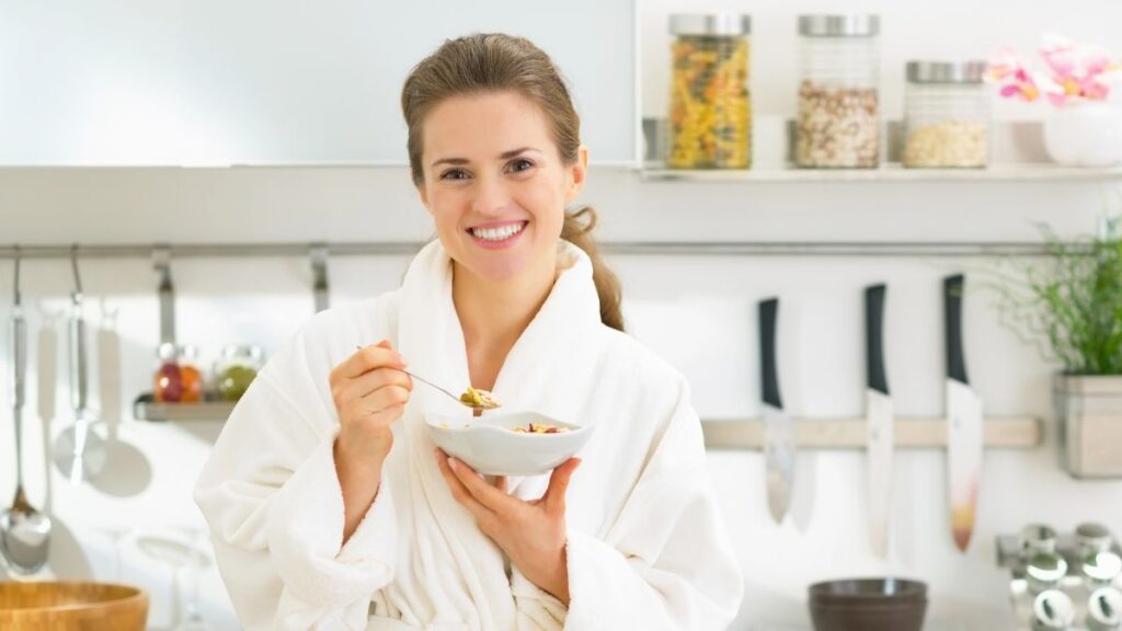 woman eating cereal