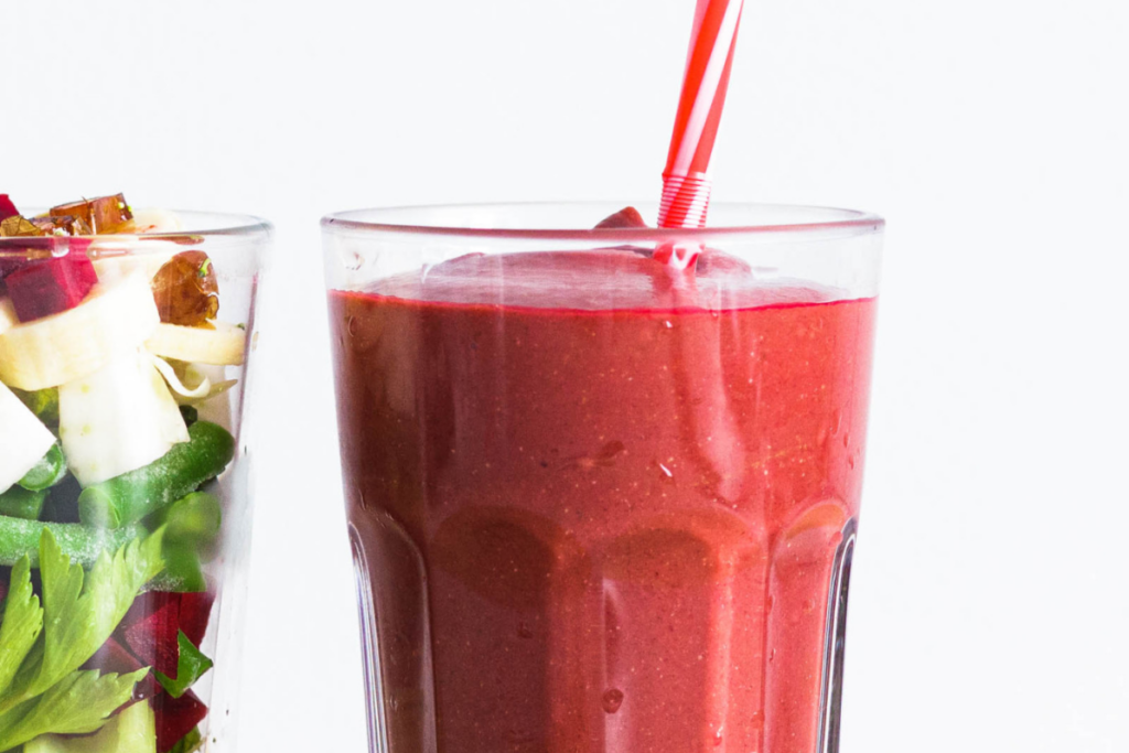 Beet Banana Deep Red Smoothie