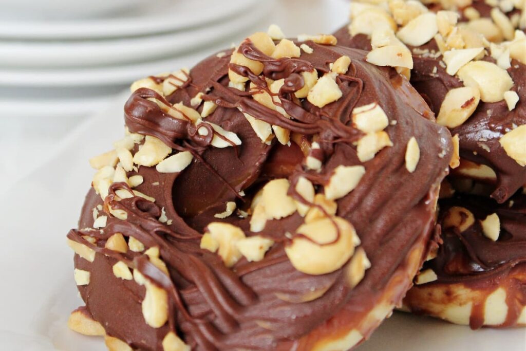 Best Homemade Baked Donuts Krispy Kreme Snickers Donuts