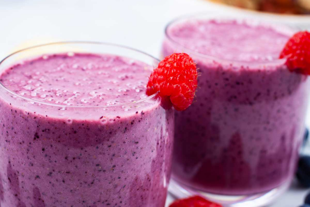 Blueberry And Raspberry Smoothie 