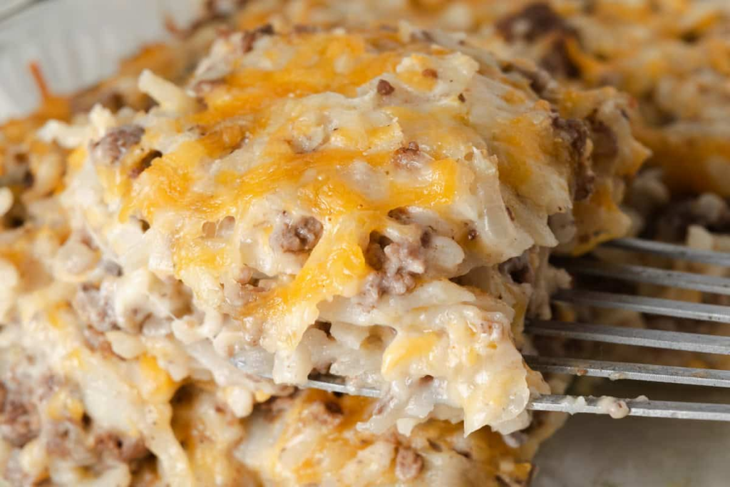 Cheesy Hamburger Hashbrown Casserole 