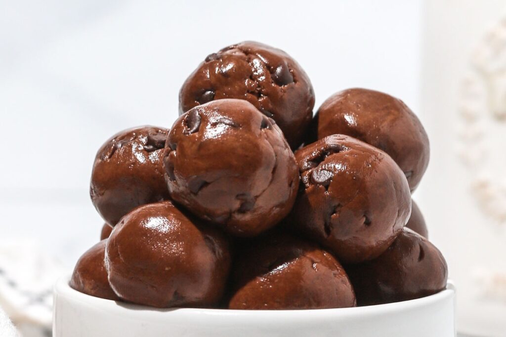 Chocolate Peanut Butter Protein Balls