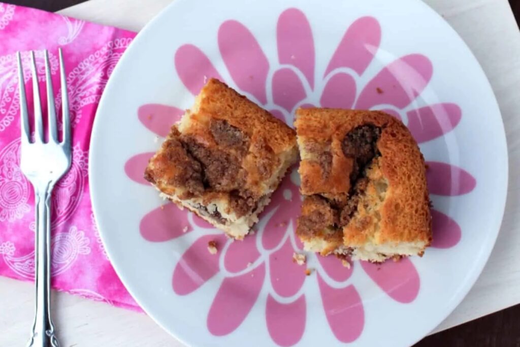 Cinnamon Crumb Coffee Cake 