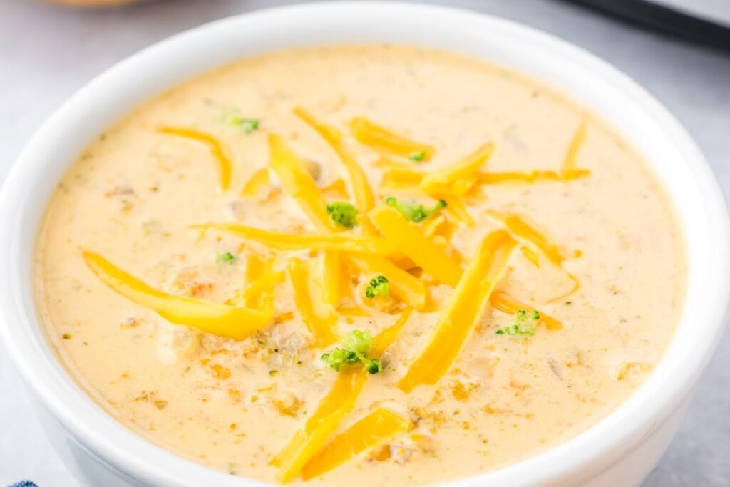 Crock Pot Broccoli Cheese Soup