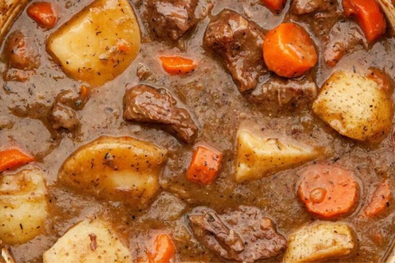 Savoring Tradition: 15 Classic Stews That Never Go Out of Style