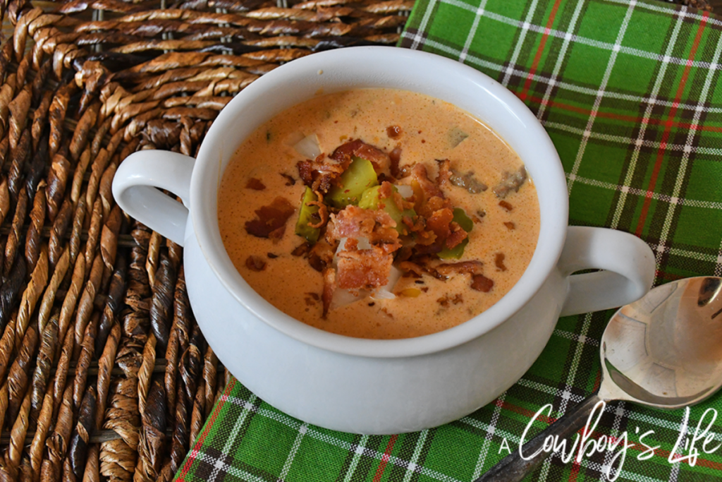 Easy Bacon Cheeseburger Soup 