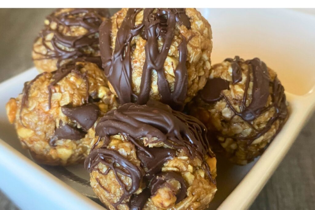 Maple Cashew Crunch Energy Bites