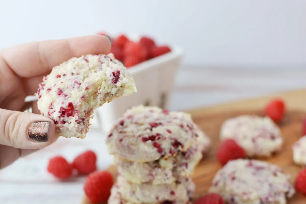 Raspberry Cream Cheese Cookies