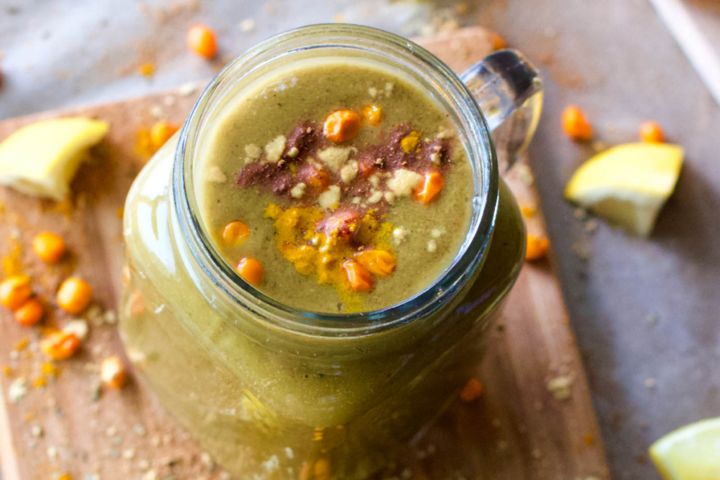 Spicy Creamy Green Springtime Smoothie 