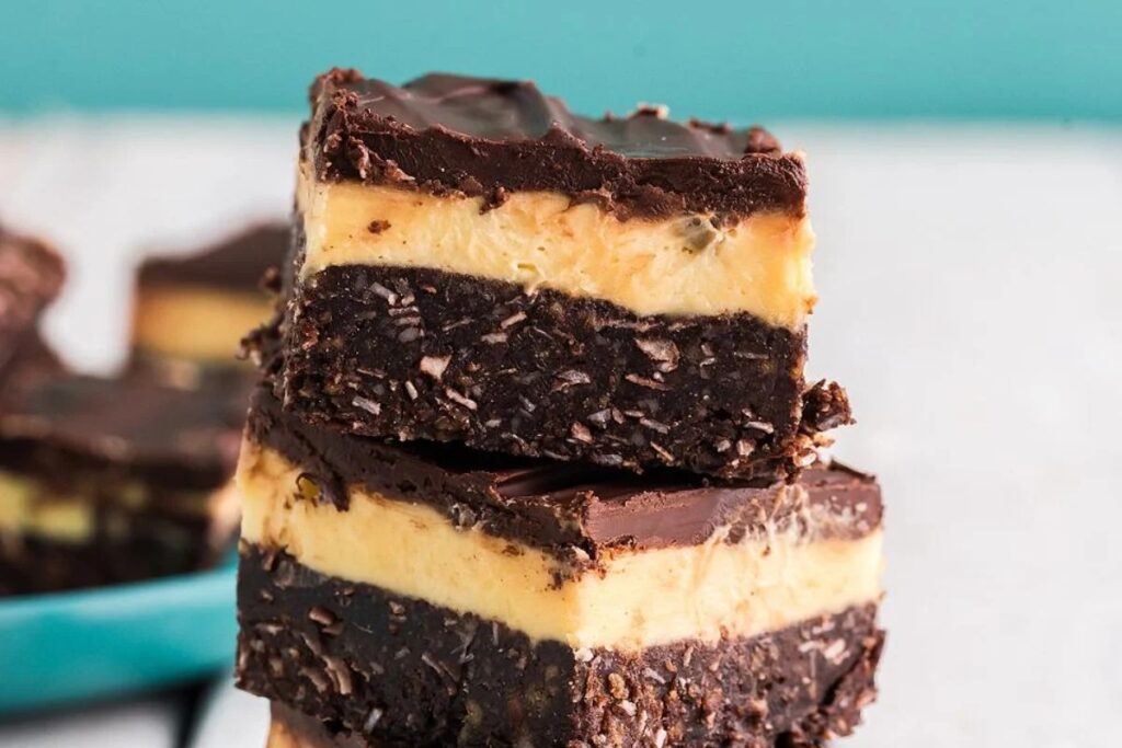 The BEST Nanaimo Bars – No Bake Dessert 