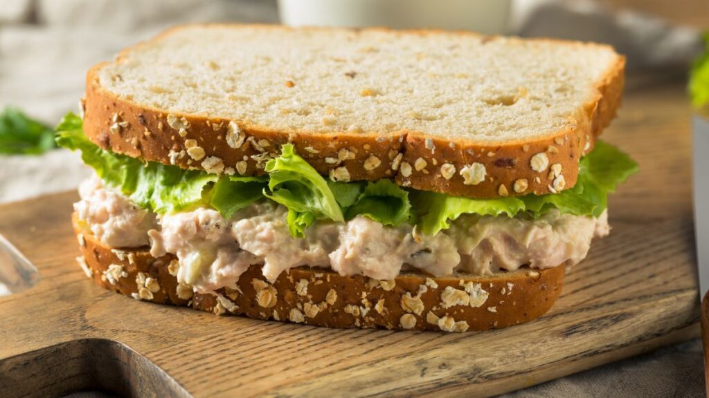 tuna salad sandwich