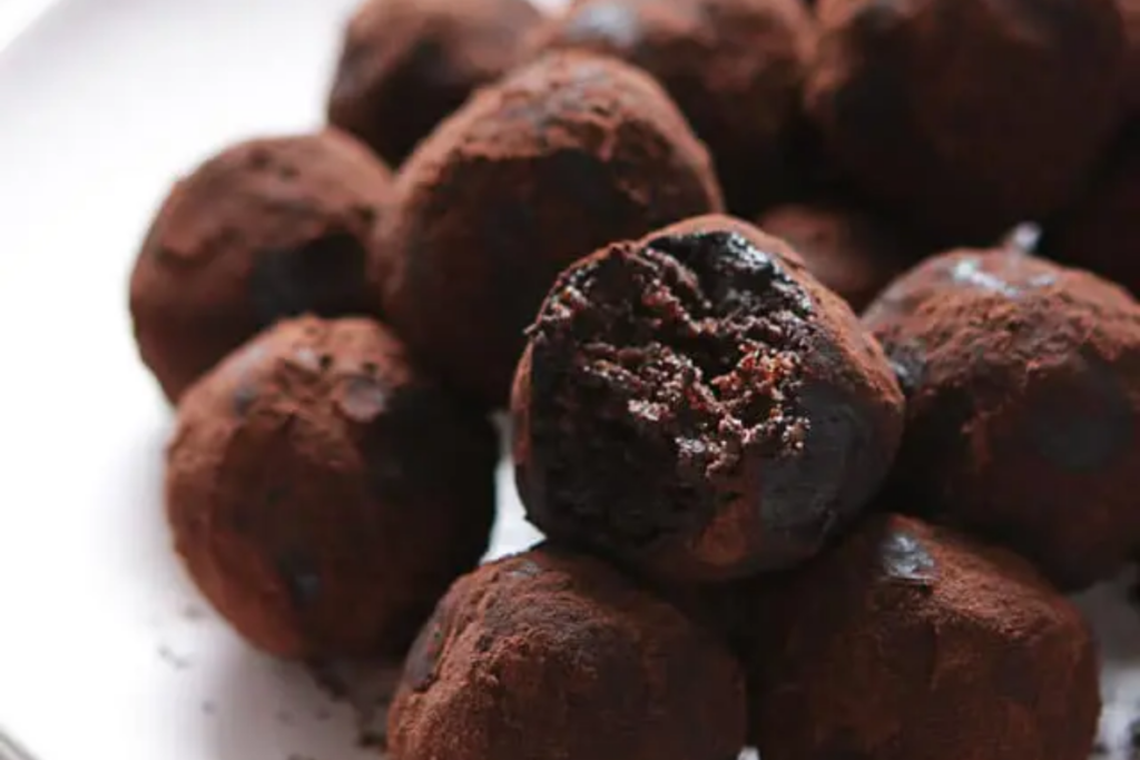 vegan chocolate peanut butter energy balls