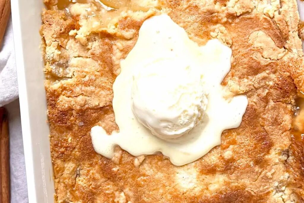 3 Ingredient Apple Cobbler With Yellow Cake Mix 