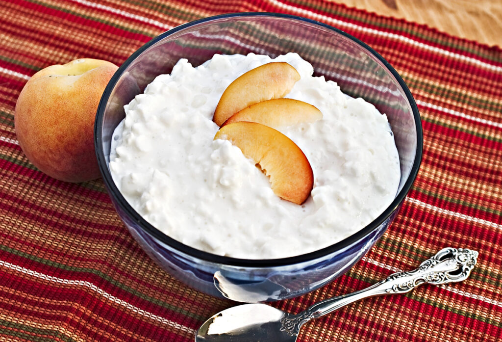 Cottage Cheese and Peaches