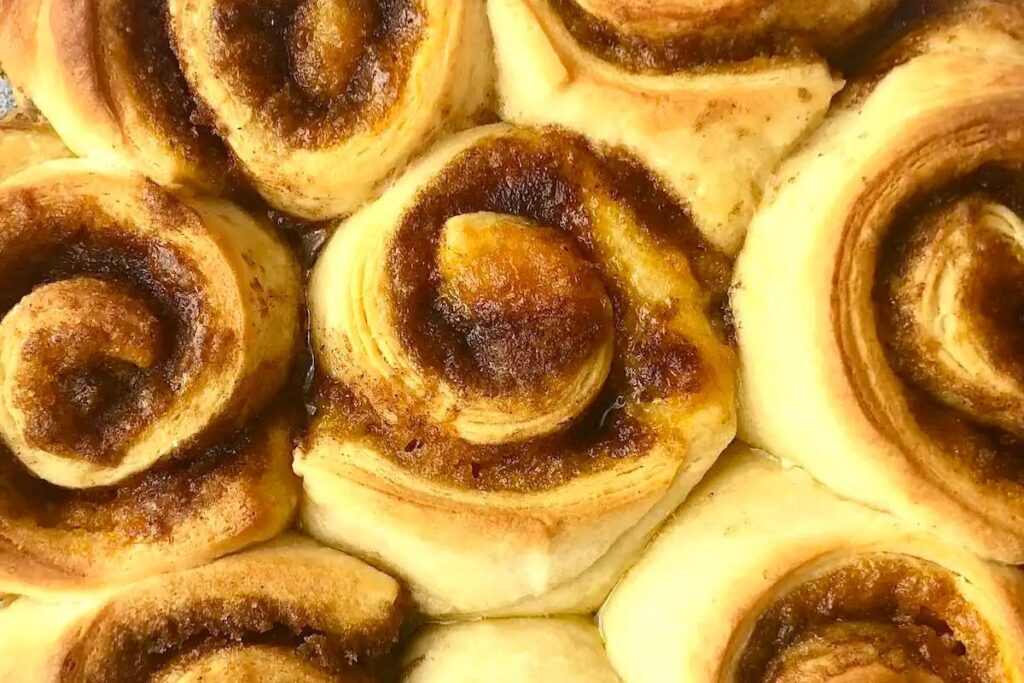 Easy Pumpkin Crescent Roll Cinnamon Rolls