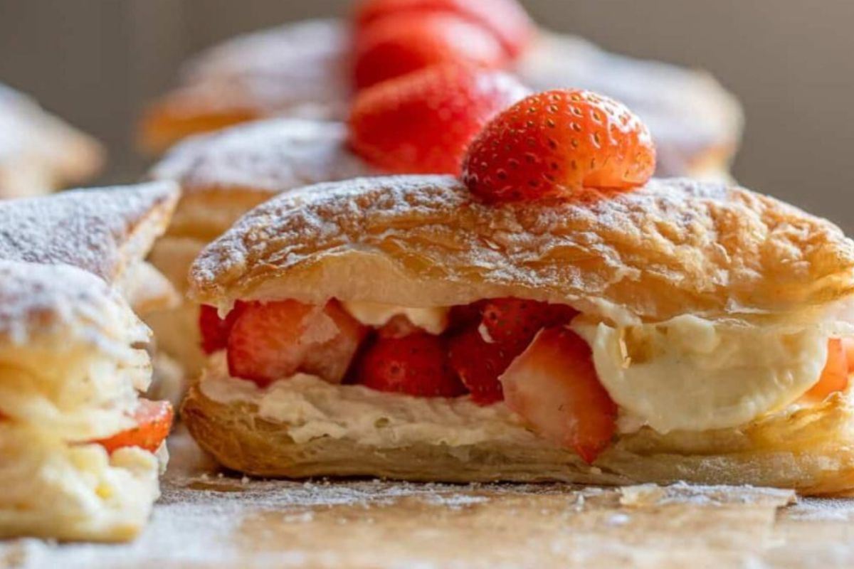 Easy Strawberry Puff Pastry Stacks With Cream