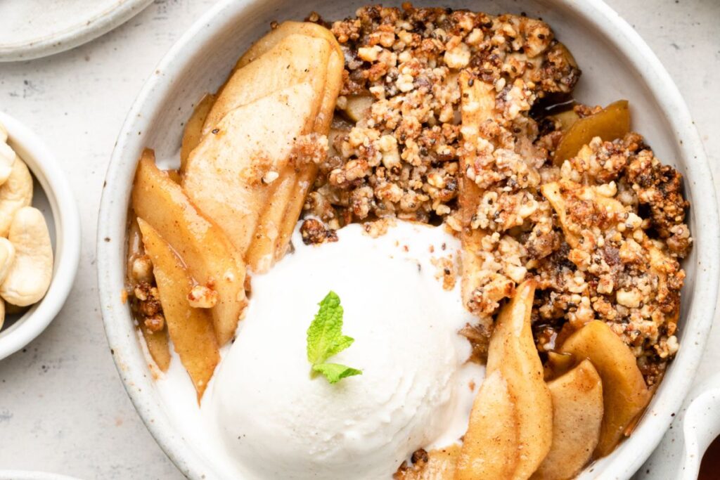 Grain Free Apple Crisp (Paleo, Gluten Free)
