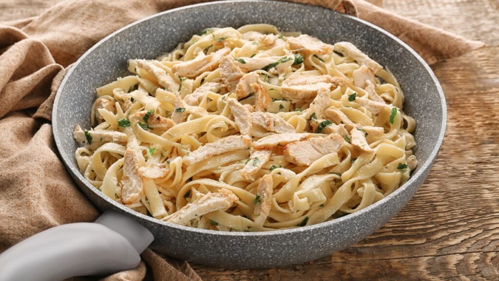 Pasta with Alfredo Sauce