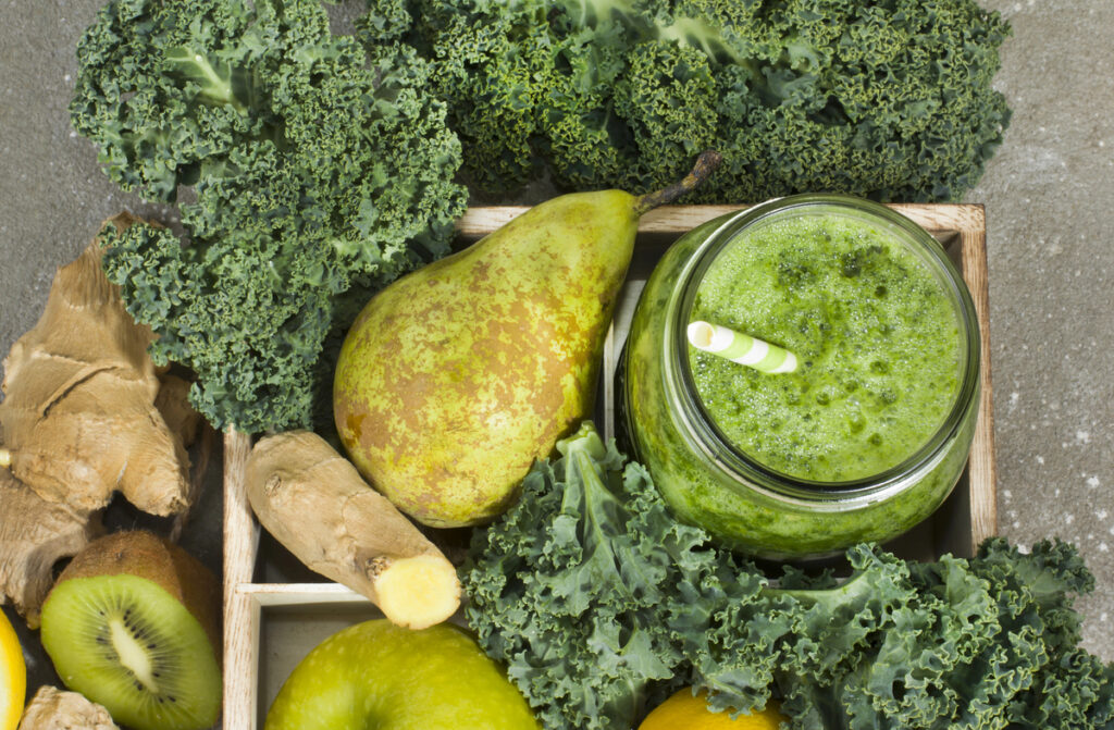 Healthy detox smoothie with kale, pear and ginge