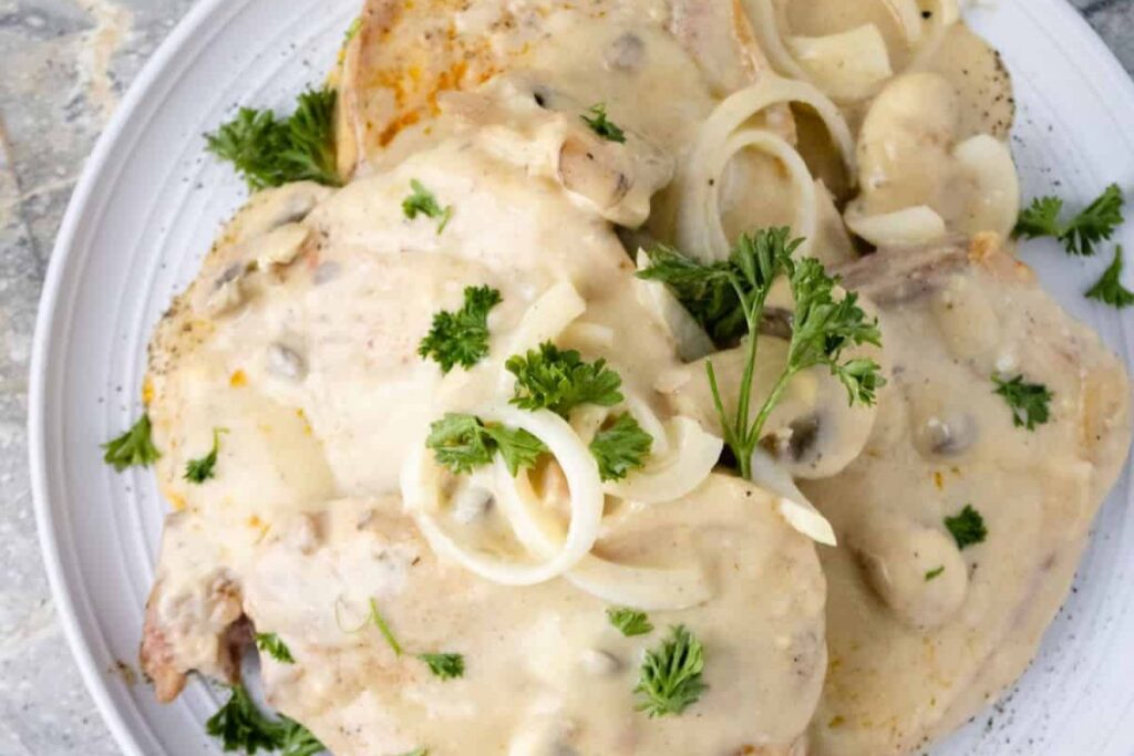 Easy Crock Pot Pork Chops And Gravy