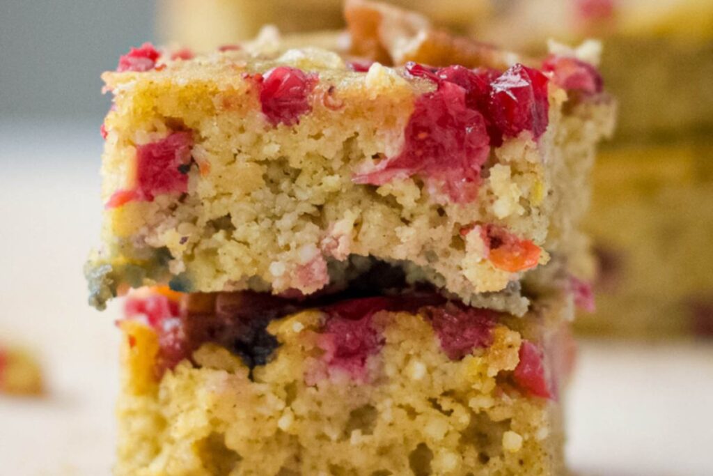 Low-Carb Cranberry Coffee Cake