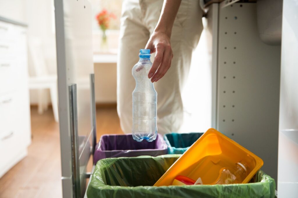 pull out trash and recycle bins kitchen