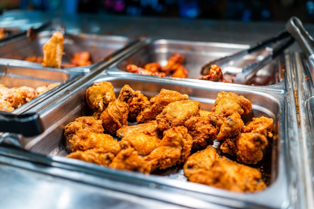 Fried chicken thighs buffet