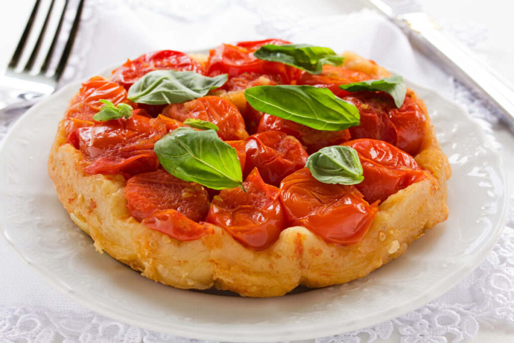 Tarte Tatin with tomatoes