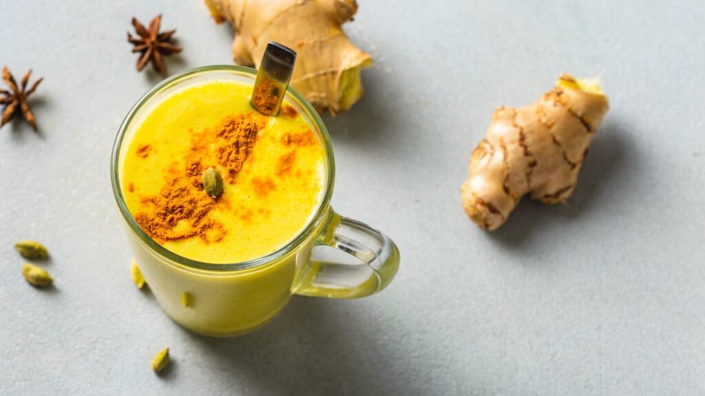 Turmeric Golden Milk Lattes (Iced)