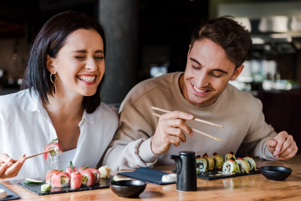 date couple sushi night