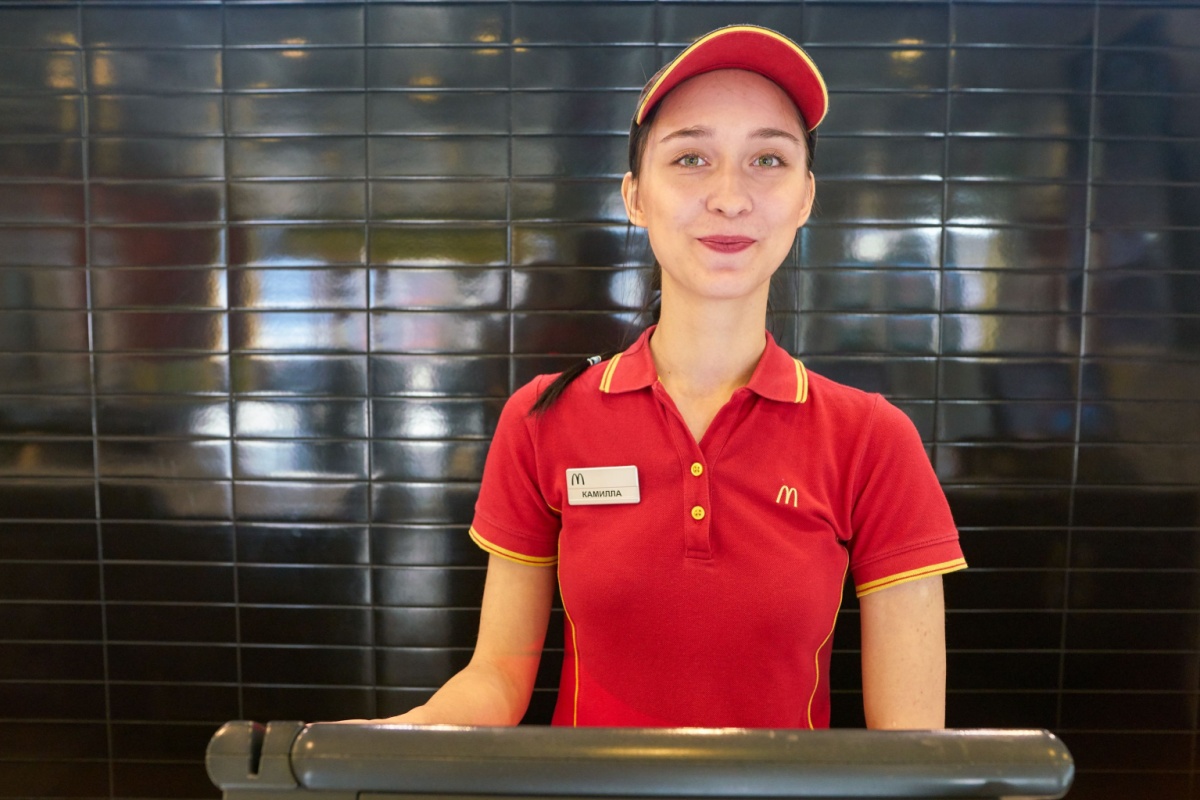 fast food employee McDonald's restaurant