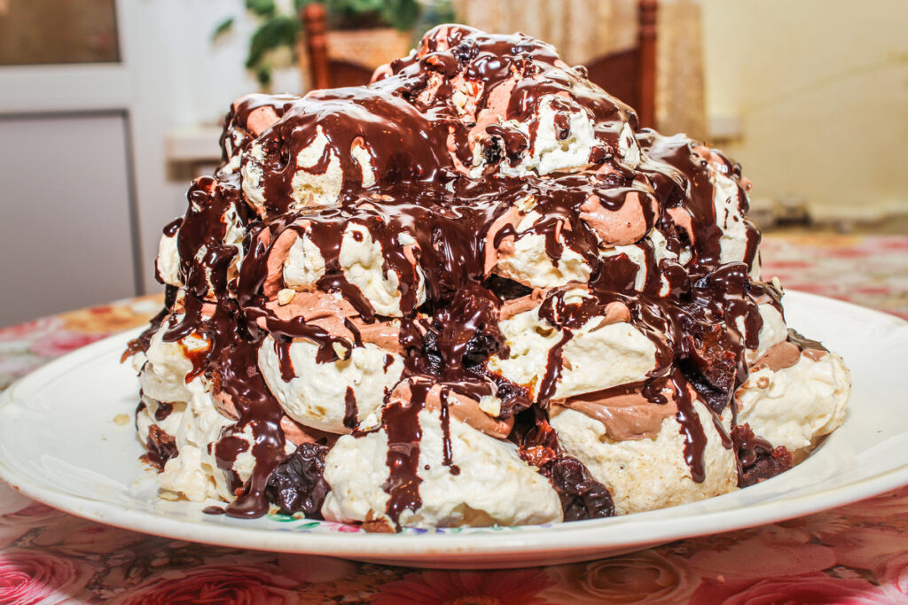 The Largest Ice Cream Sundae