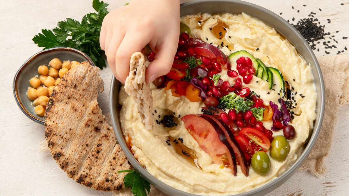 hummus with tahini